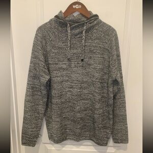 Primark Large Grayish Black White Women’s Pullover Sweater